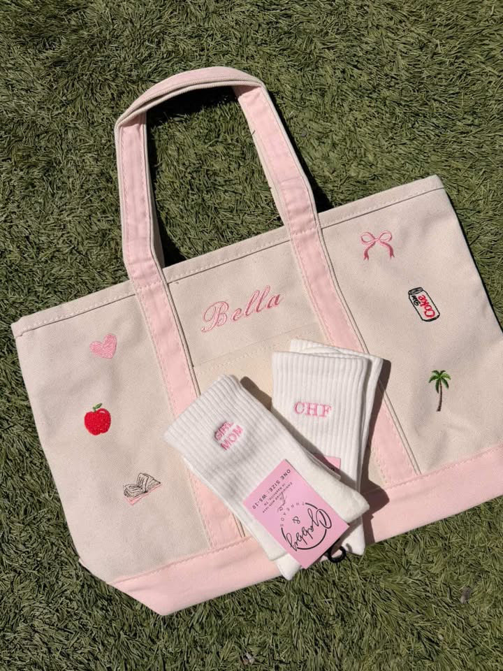 Tote bag with embroidery on grass and mini icons