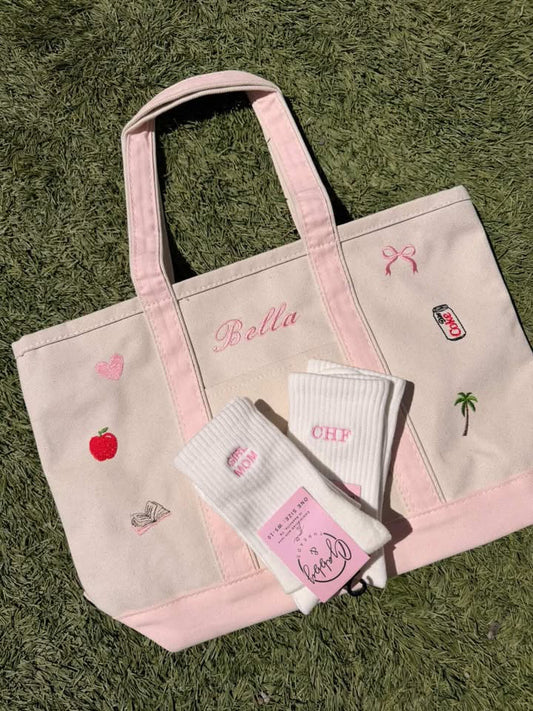 Tote bag with embroidery on grass and mini icons